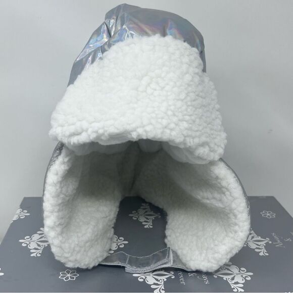 Swiss Tech Silver Irredentist Trapper Hat NWT - Picture 2 of 10